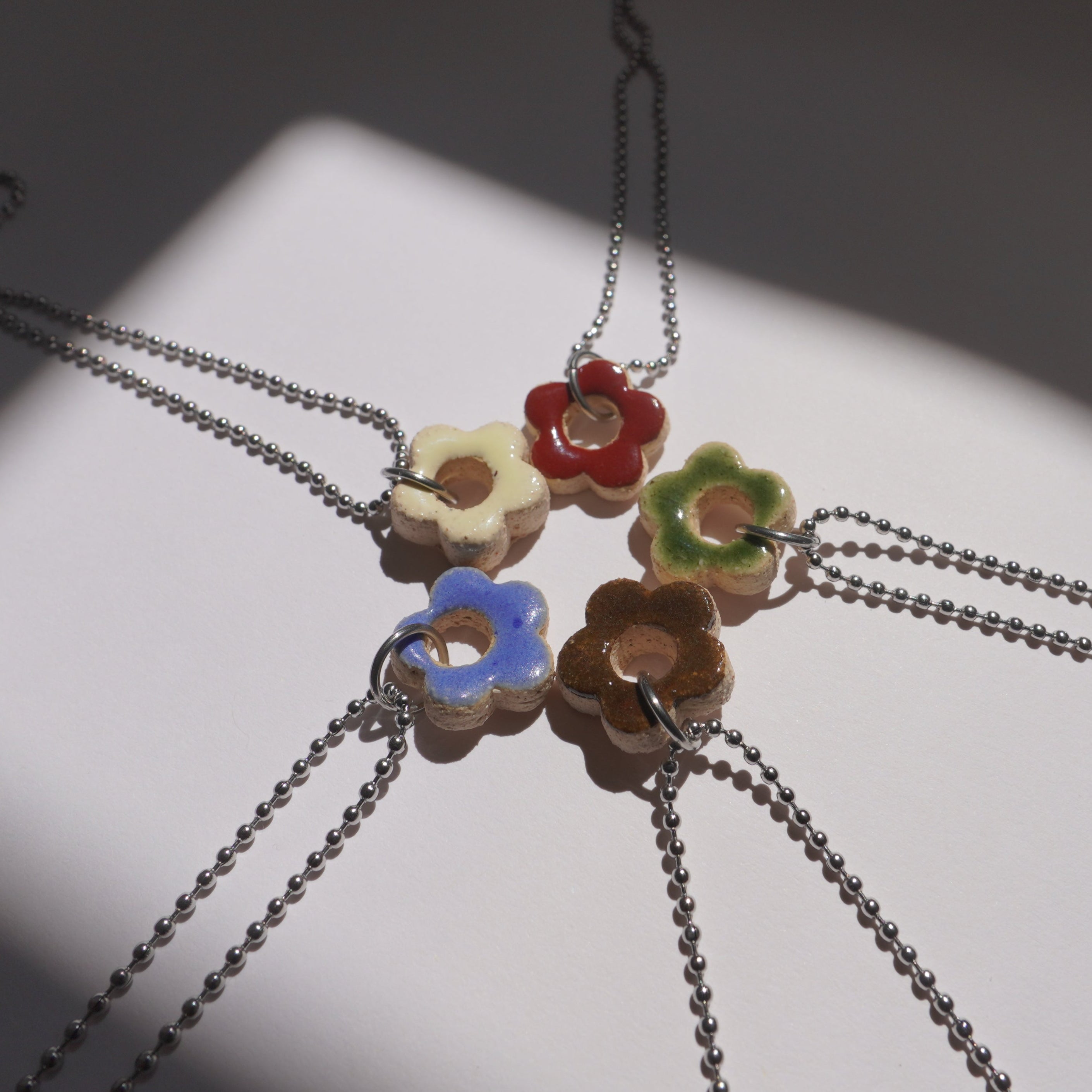 Small Daisy Chain