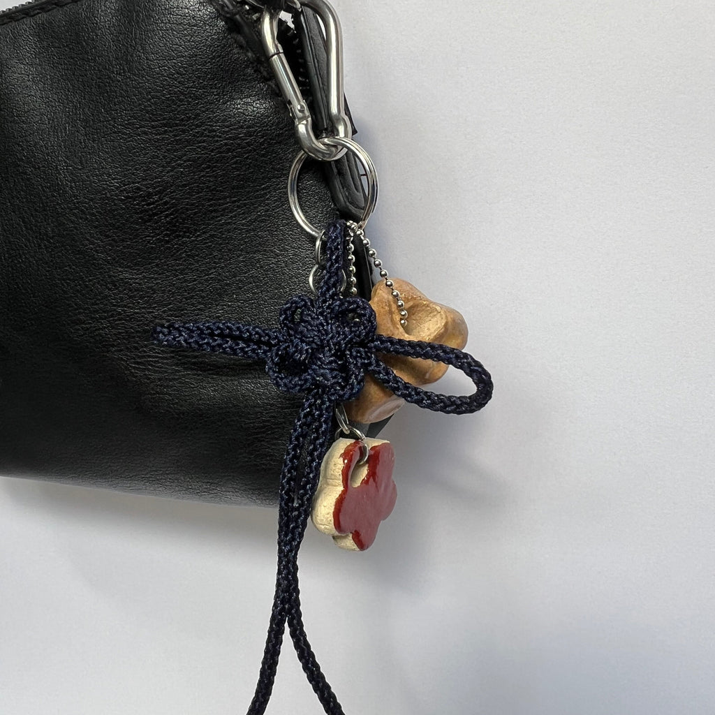 Charm #06